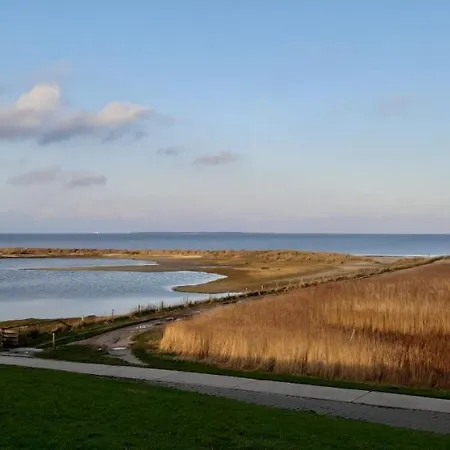 Strandhaus בית נופש *